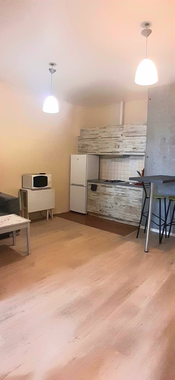 Продаж 2-кімнатної квартири 50 м², Виконкомівська вул.