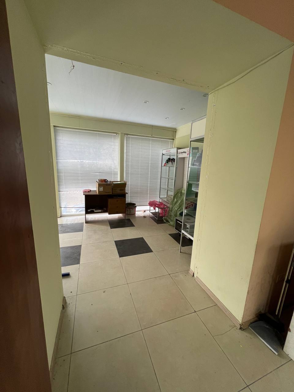 Аренда помещения свободного назначения 118 м², Тракторостроителей просп., 103Г