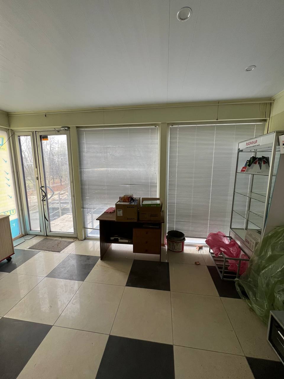 Аренда помещения свободного назначения 118 м², Тракторостроителей просп., 103Г