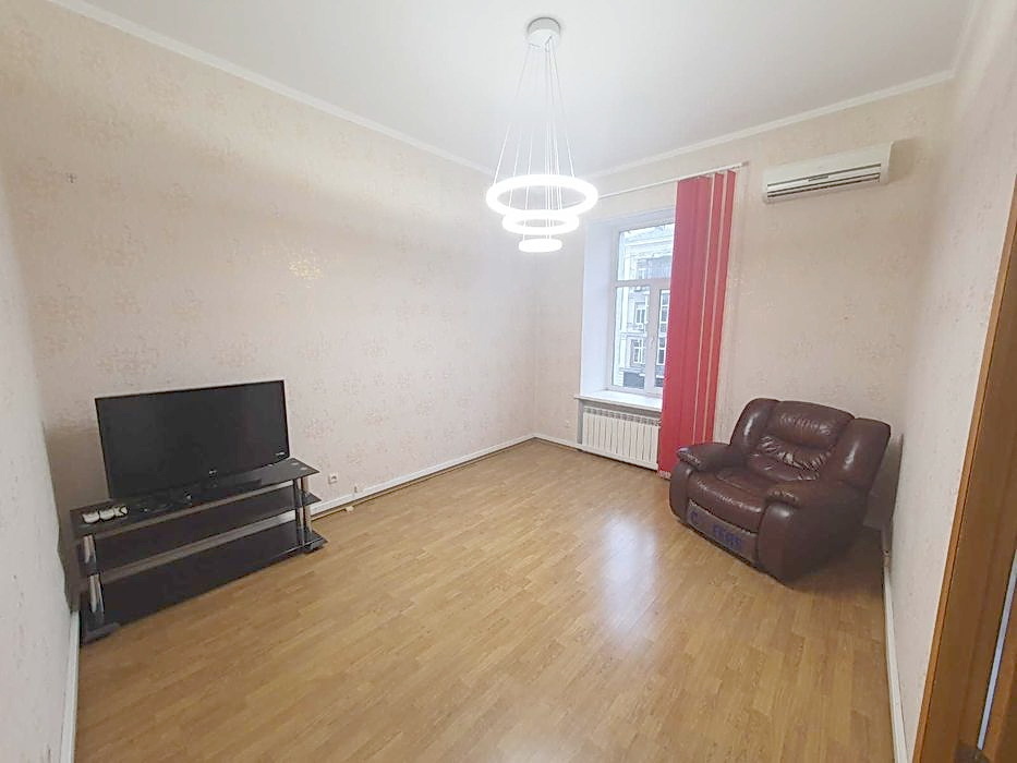 Аренда офиса 140 м², Шота Руставели ул., 34