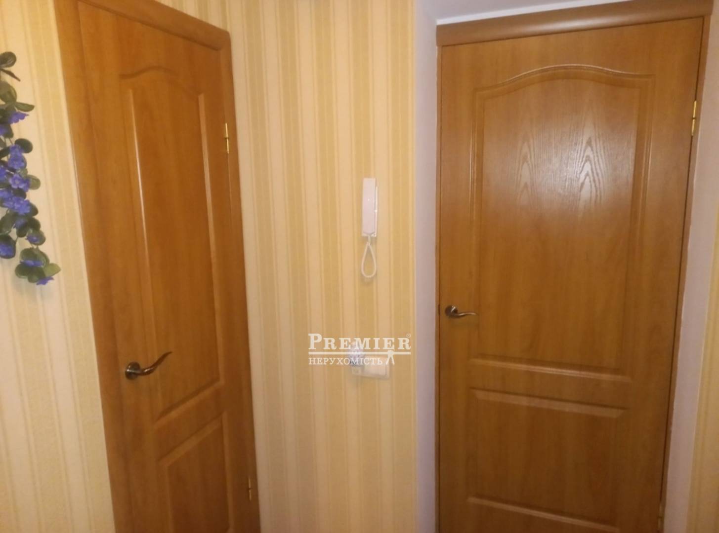 Продажа 1-комнатной квартиры 40 м², Кропивницкого ул.