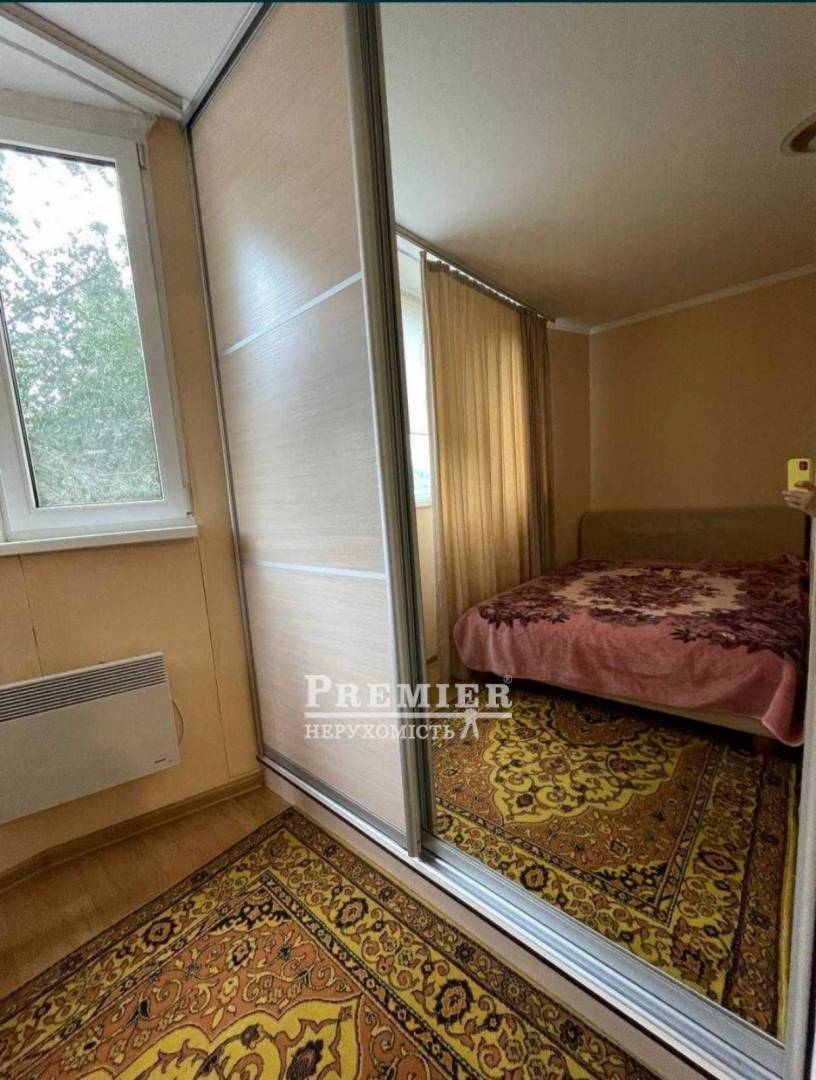 Продаж 2-кімнатної квартири 43 м², Академіка Заболотного вул.