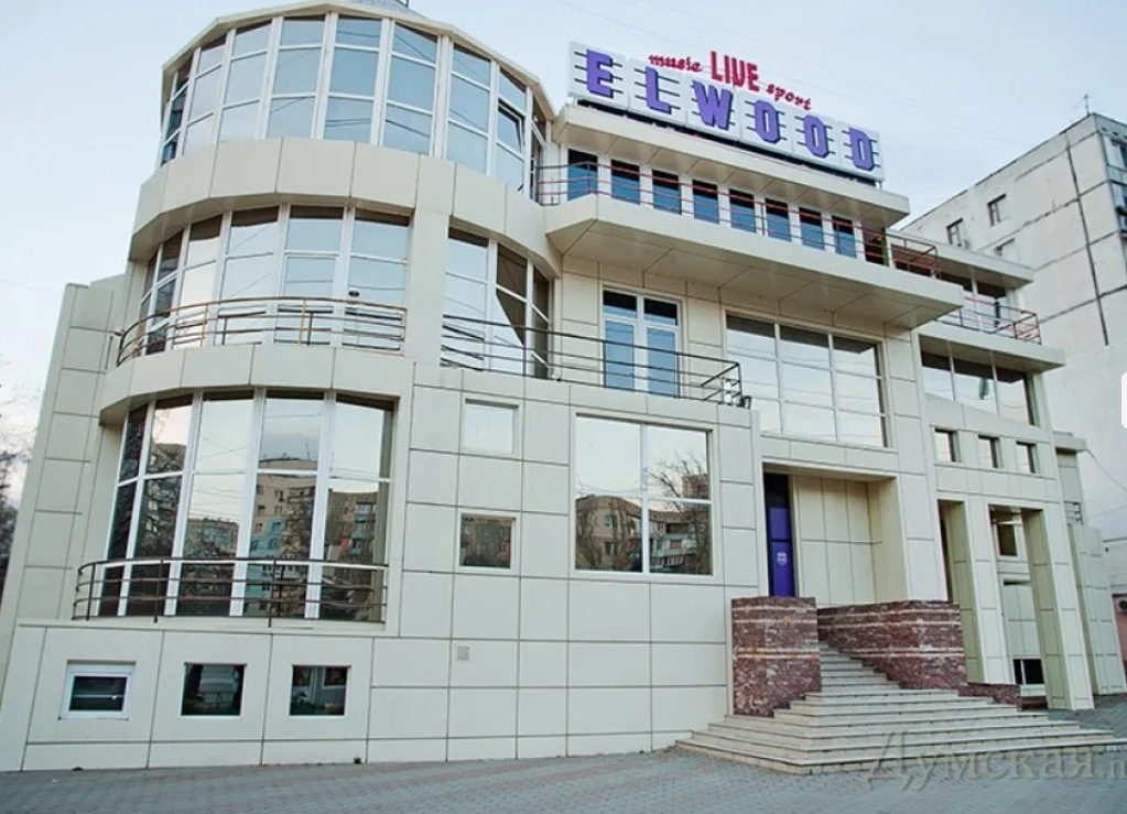 Аренда помещения свободного назначения 1700 м², Академика Глушко просп.
