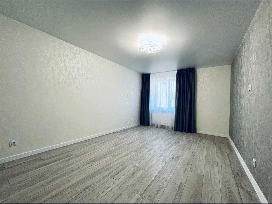 Продаж 2-кімнатної квартири 64 м², Павленківська пл.