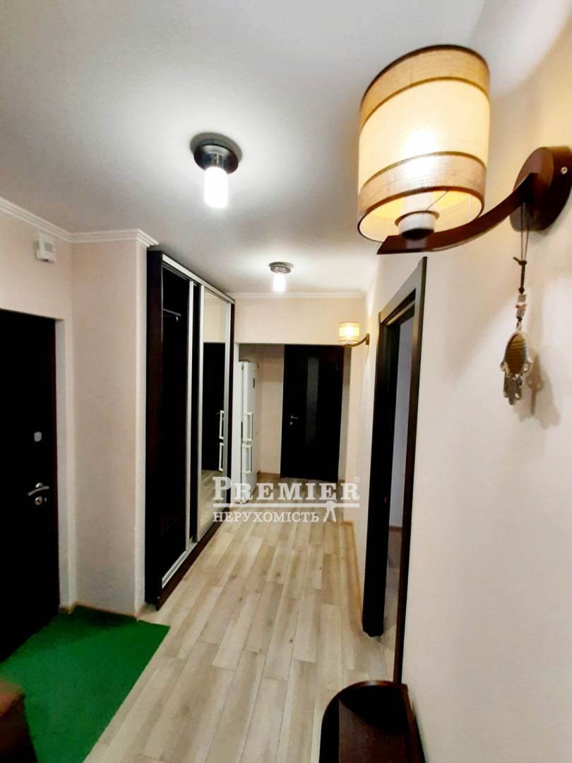 Продаж 4-кімнатної квартири 85 м², Семена Палія вул.