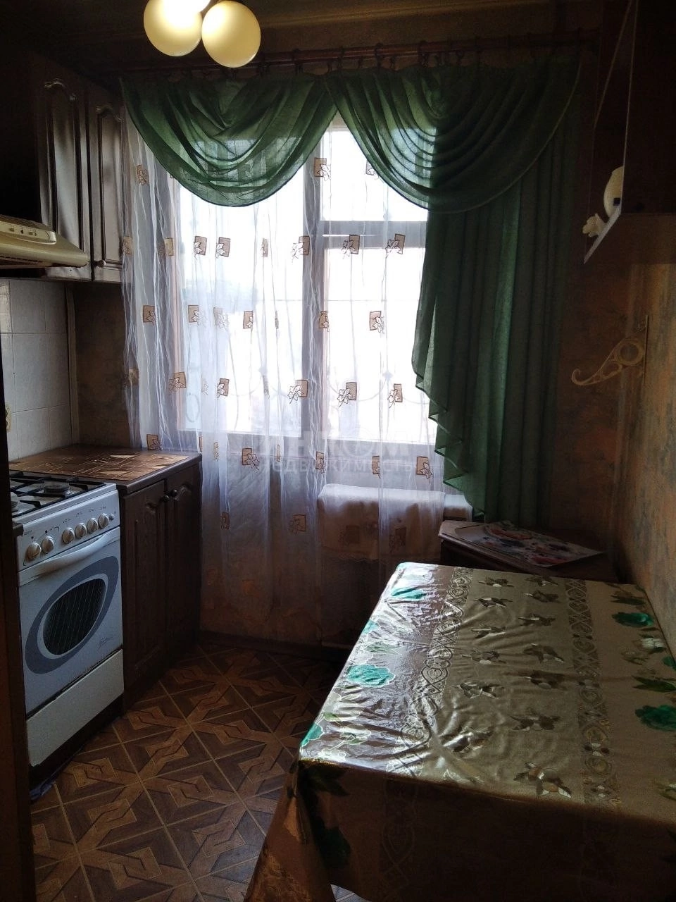 Продаж 2-кімнатної квартири 43 м², Квартал 50 років Жовтня вул., 27