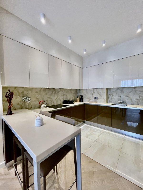 Продаж 2-кімнатної квартири 74 м², Французский бул., 85/5