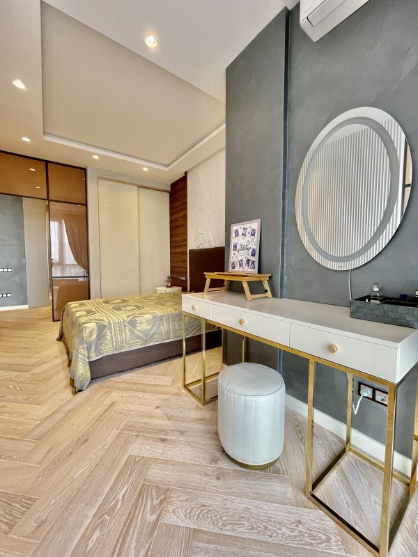 Продаж 2-кімнатної квартири 74 м², Французский бул., 85/5