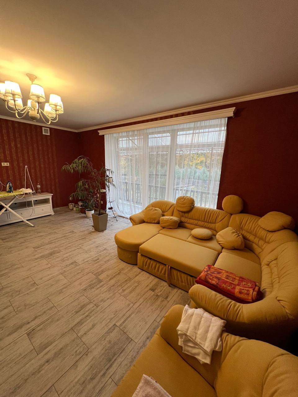 Продаж котеджу 470 м², Батумська вул., ул.38