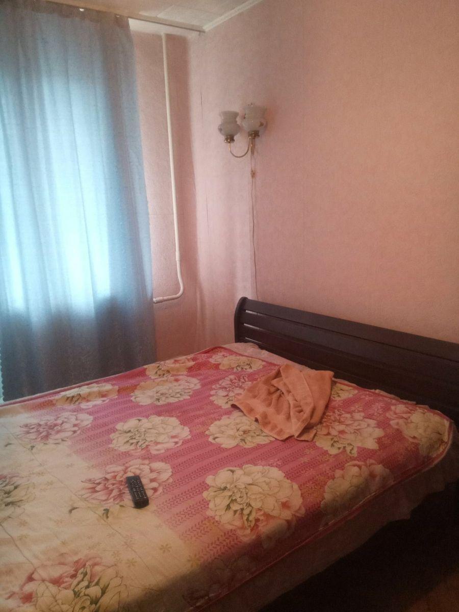 Оренда 2-кімнатної квартири 56 м², Петропавлівська вул., 11