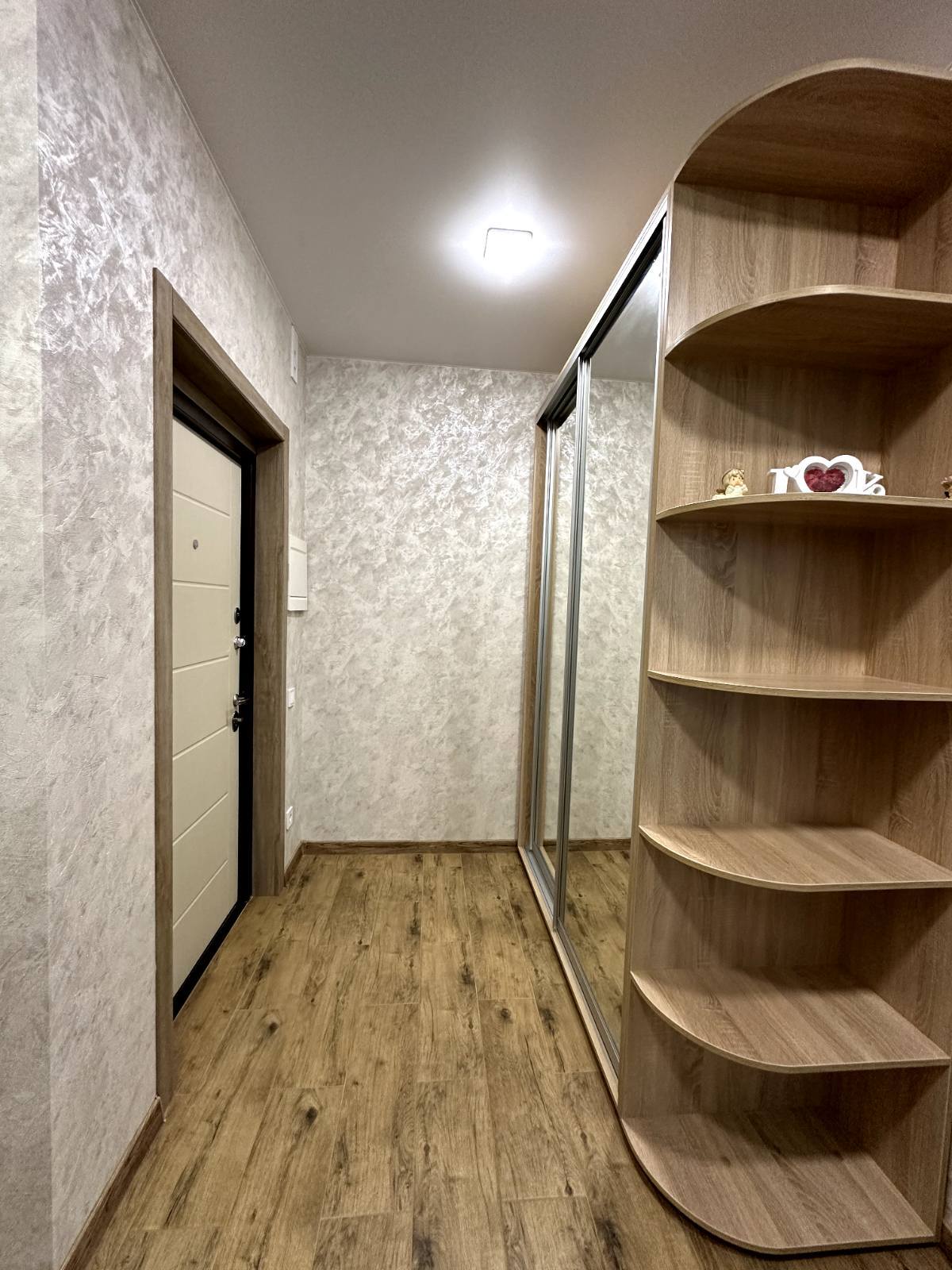 Продажа 2-комнатной квартиры 49 м²