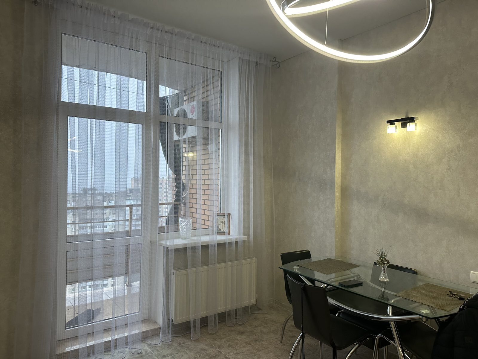 Продажа 1-комнатной квартиры 47 м², Академика Королева ул.