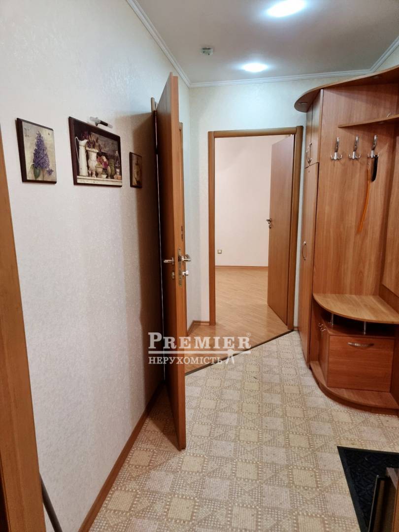 Продаж 2-кімнатної квартири 48 м², Академіка Заболотного вул.