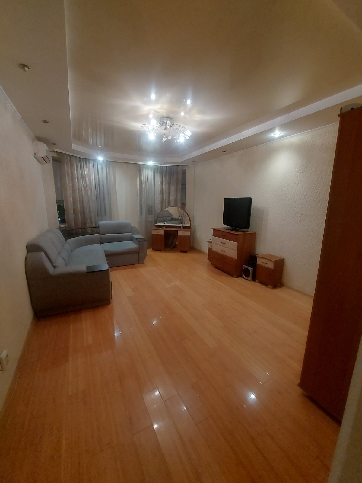 Оренда 1-кімнатної квартири 50 м², Академіка Вільямса вул., 59И