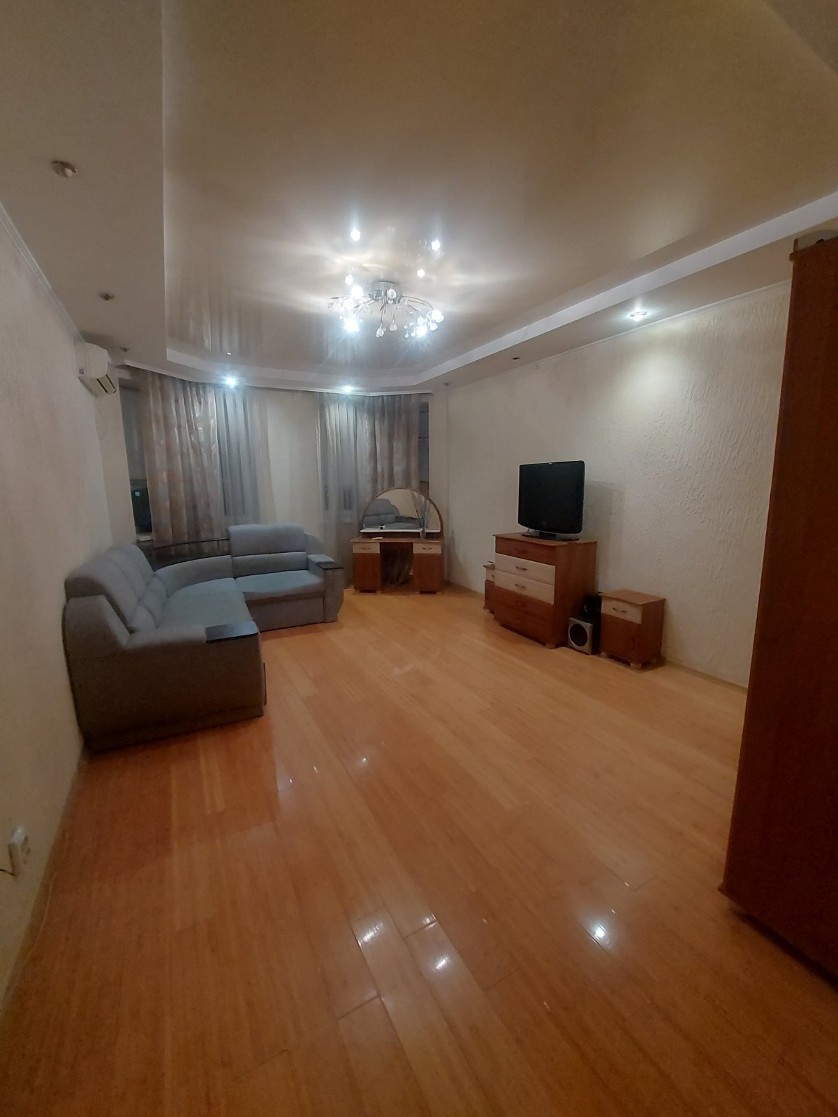 Оренда 1-кімнатної квартири 50 м², Академіка Вільямса вул., 59И