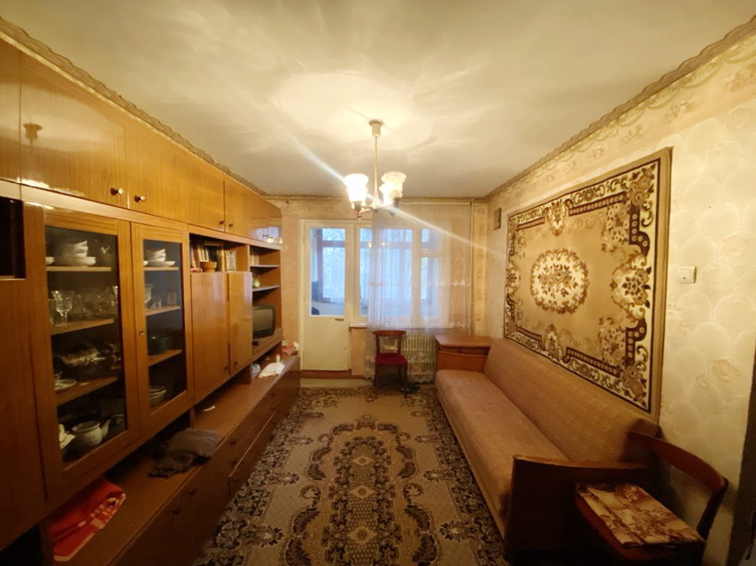 Продаж 1-кімнатної квартири 33 м², Озерна вул.