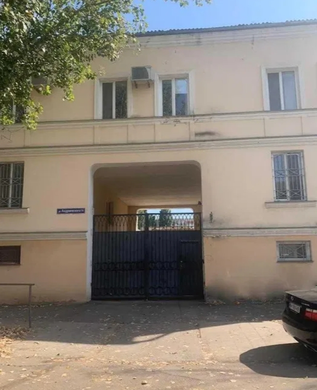 Оренда приміщення вільного призначення 400 м², Андрієвського вул.