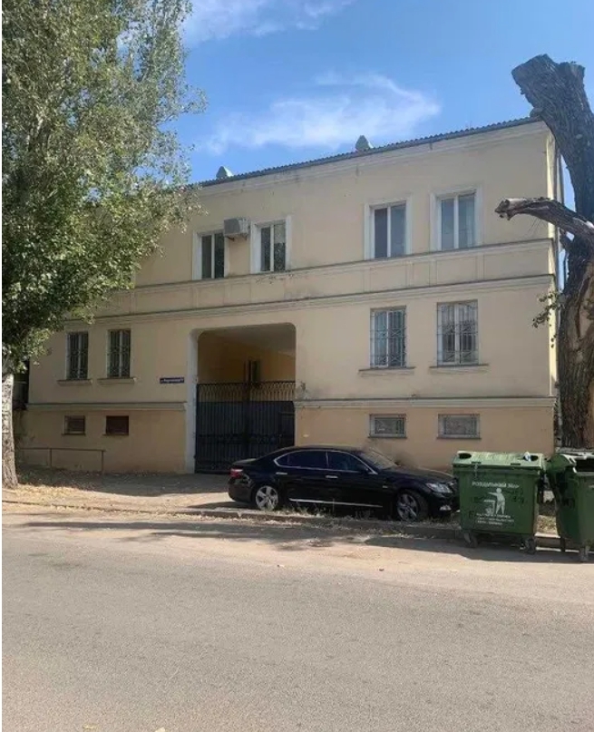Оренда приміщення вільного призначення 400 м², Андрієвського вул.