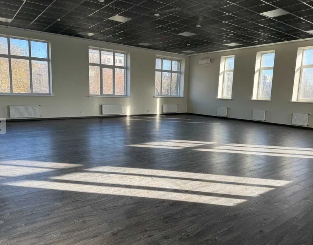 Аренда помещения свободного назначения 334 м², Маловского ул.