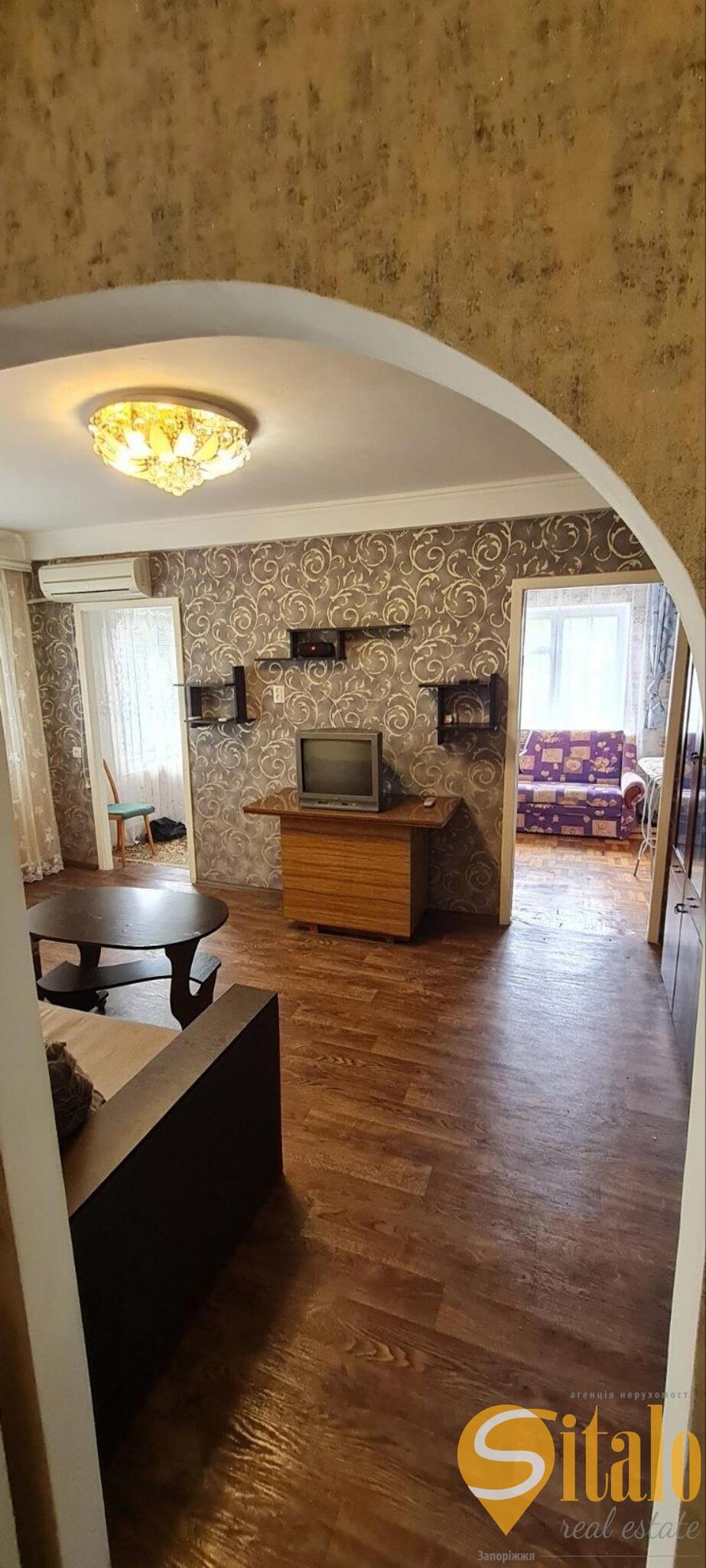 Продаж 3-кімнатної квартири 56 м², Міхайлова вул.