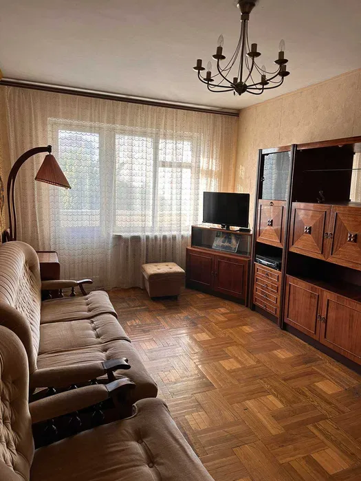 Продажа 2-комнатной квартиры 50 м², Добровольского просп., 154