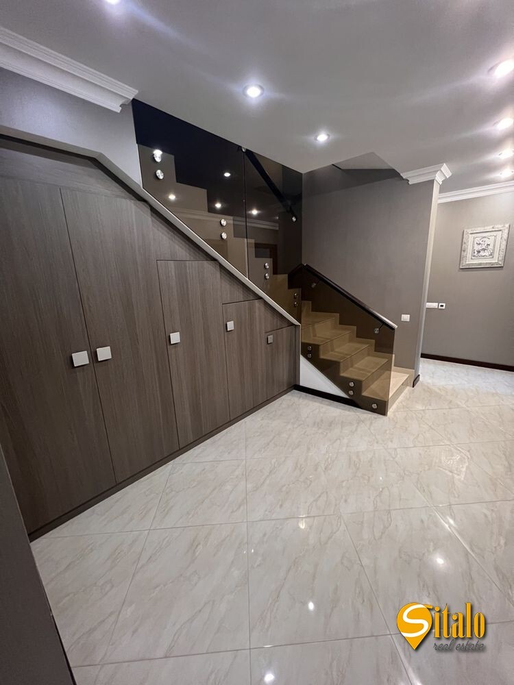 Продажа 5-комнатной квартиры 220 м², Академика Вильямса ул., 3А