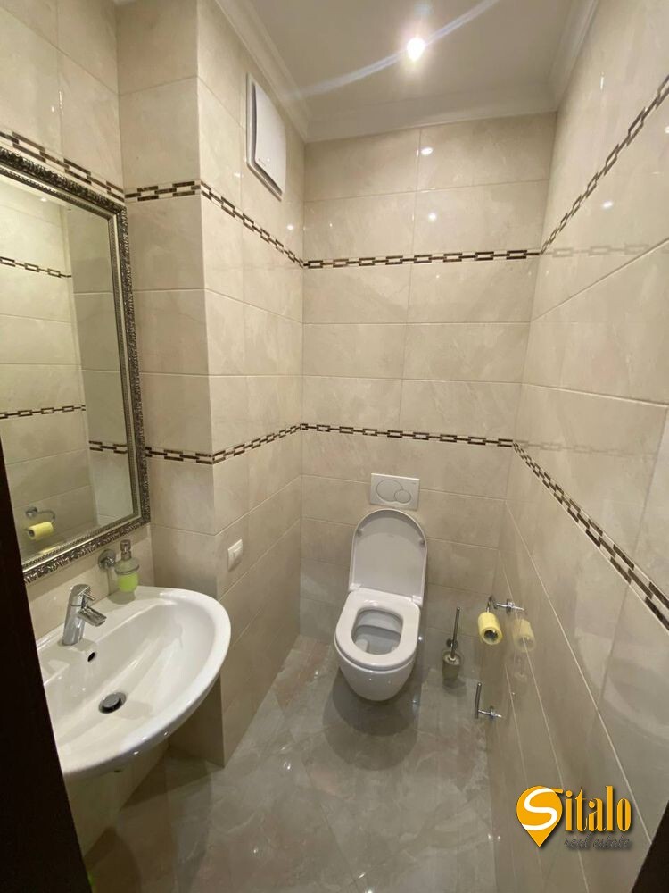 Продажа 5-комнатной квартиры 220 м², Академика Вильямса ул., 3А
