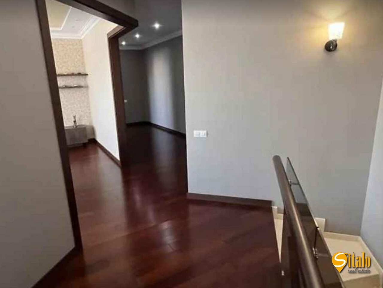 Продажа 5-комнатной квартиры 220 м², Академика Вильямса ул., 3А
