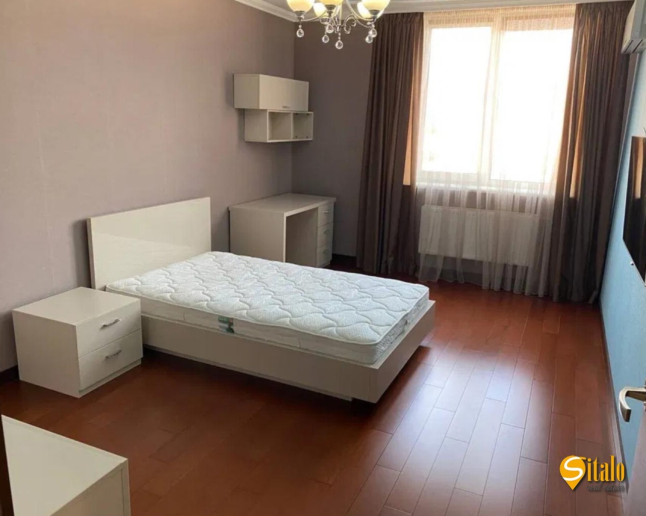Продажа 5-комнатной квартиры 220 м², Академика Вильямса ул., 3А