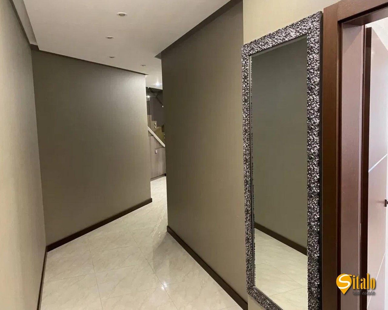 Продажа 5-комнатной квартиры 220 м², Академика Вильямса ул., 3А