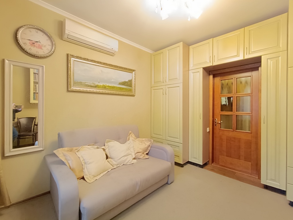 Продаж 2-кімнатної квартири 48 м², Балківська вул., 21