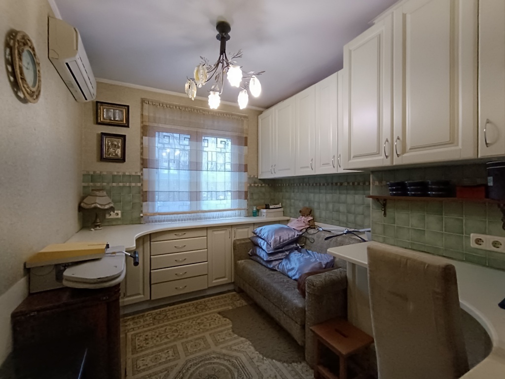 Продаж 2-кімнатної квартири 48 м², Балківська вул., 21