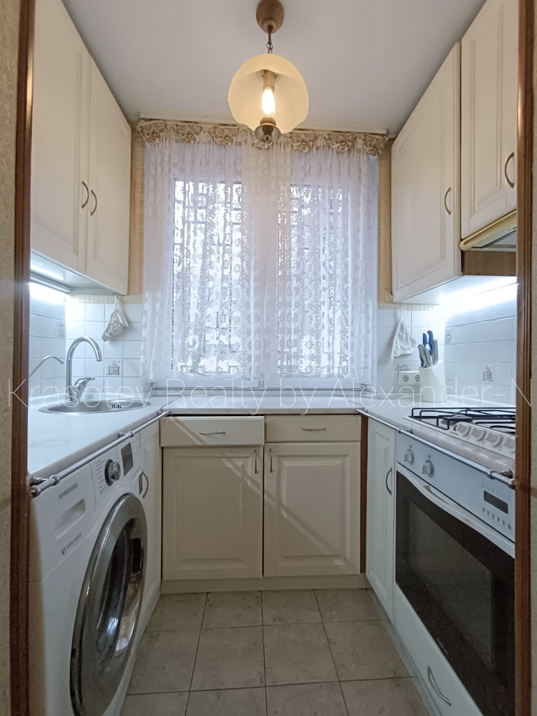 Продаж 3-кімнатної квартири 65 м², Балківська вул., 21