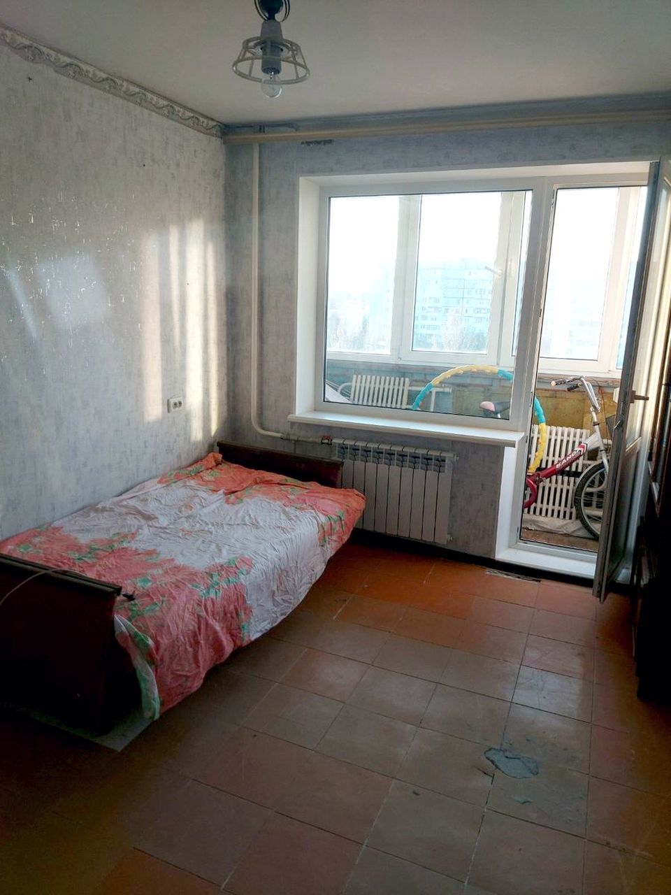 Продаж 4-кімнатної квартири 86 м², Донецьке шосе, 106