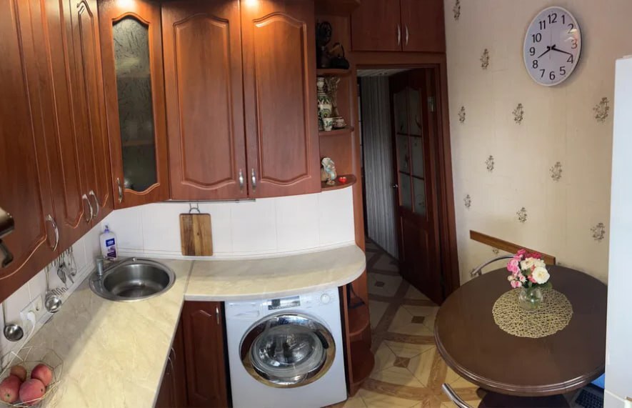 Продаж 1-кімнатної квартири 32 м², Римського-Корсакова вул.