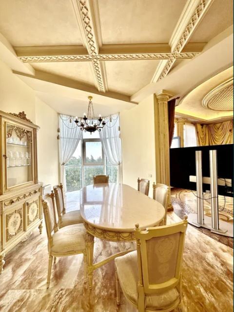 Продажа 3-комнатной квартиры 150 м², Лидерсовский бул., 5