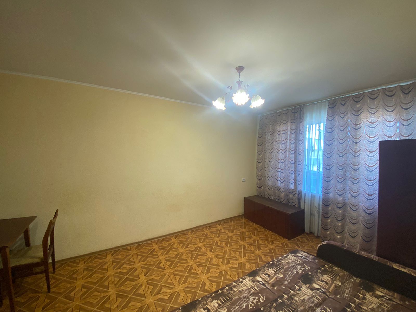 Продаж 1-кімнатної квартири 35 м², Тополь 2 вул.