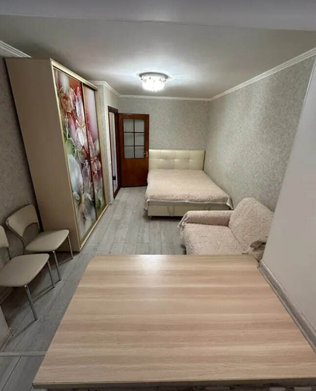 Оренда 1-кімнатної квартири 25 м², Тернопільська вул.