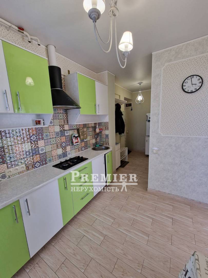 Продаж 1-кімнатної квартири 28 м², Люстдорфская дор.