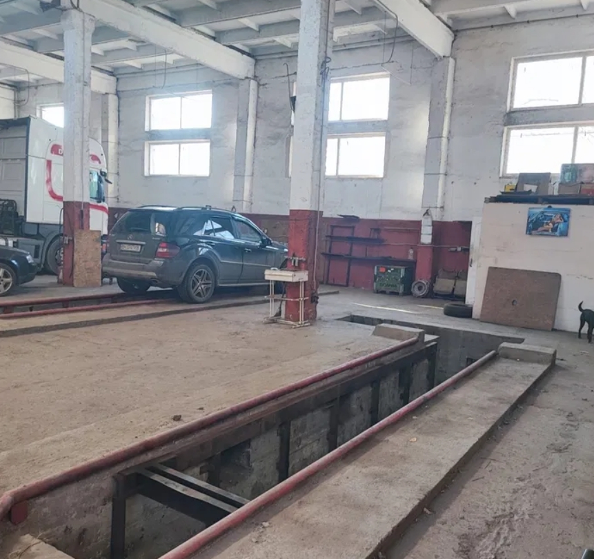 Оренда приміщення вільного призначення 405 м², Новомиколаївська дор.