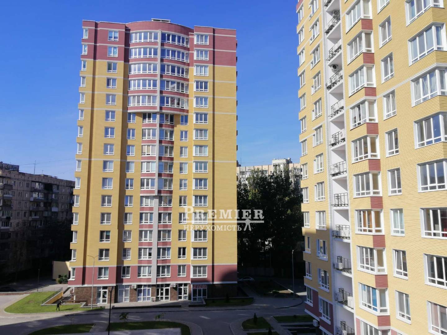 Продажа 3-комнатной квартиры 85 м², Генерала Бочарова ул.