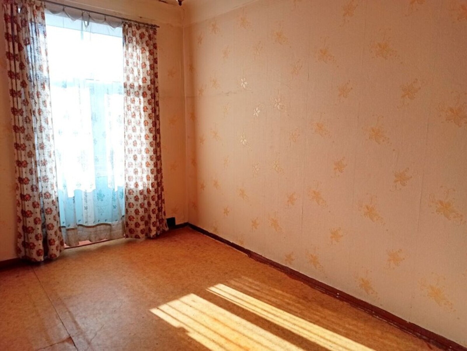 Продаж 2-кімнатної квартири 52 м², Робітнича вул., 99