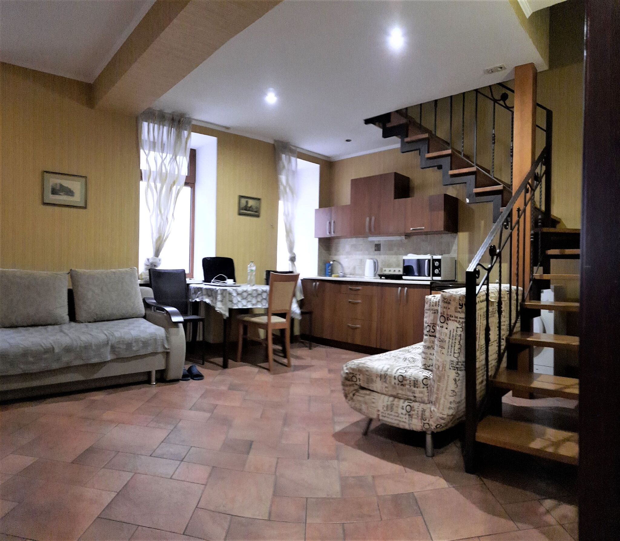 Аренда 2-уровневой квартиры 40 м², Канатная ул., 74