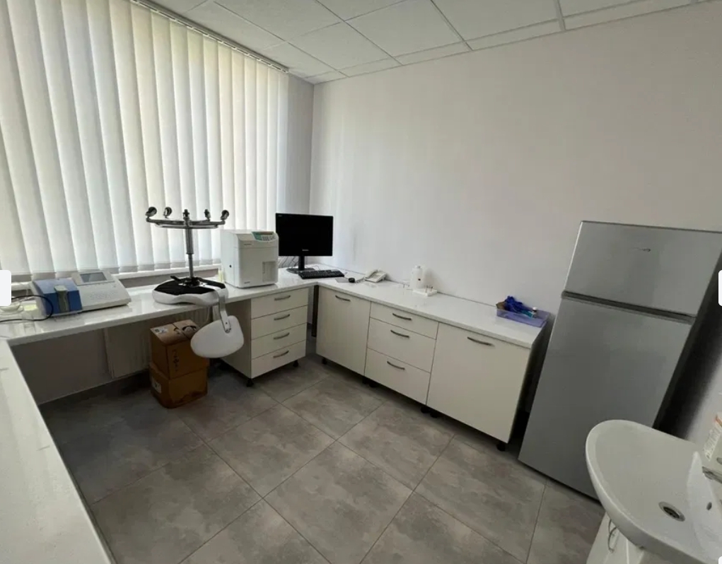 Оренда медичного центру 300 м², Люстдорфская дор.