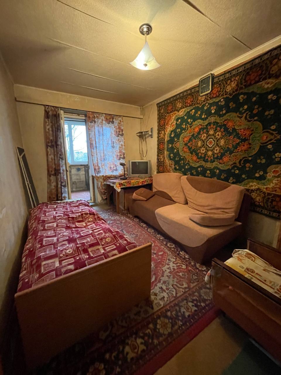 Продаж 3-кімнатної квартири 67 м², Героїв просп., 46