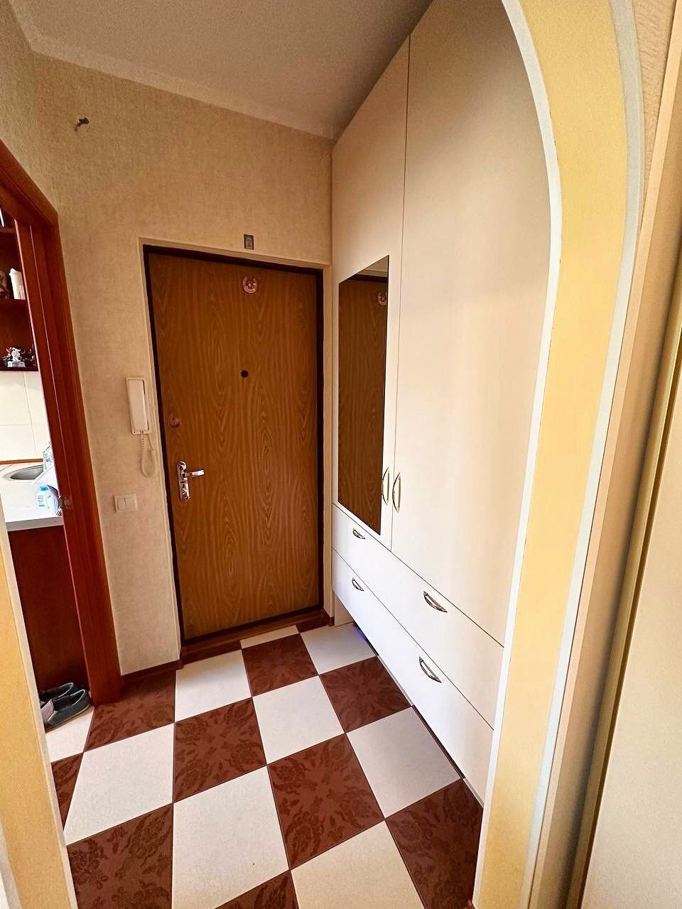 Продажа 3-комнатной квартиры 63.7 м², Михаила Лушпы просп.
