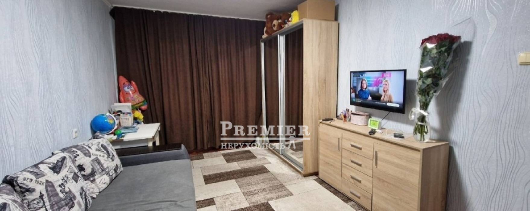 Продаж 1-кімнатної квартири 35 м², Добровольского просп.