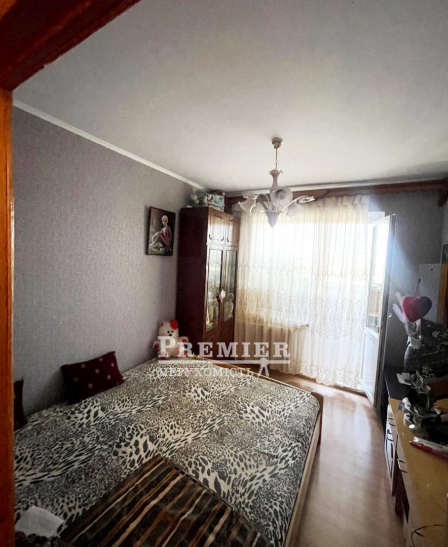 Продажа 3-комнатной квартиры 73 м², Добровольского просп.