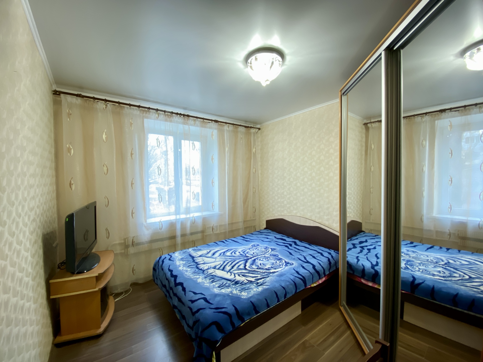 Продаж 2-кімнатної квартири 45 м², Космонавтів вул., 128