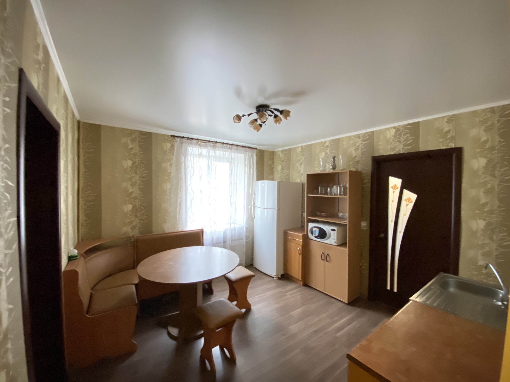 Продаж 2-кімнатної квартири 45 м², Космонавтів вул., 128